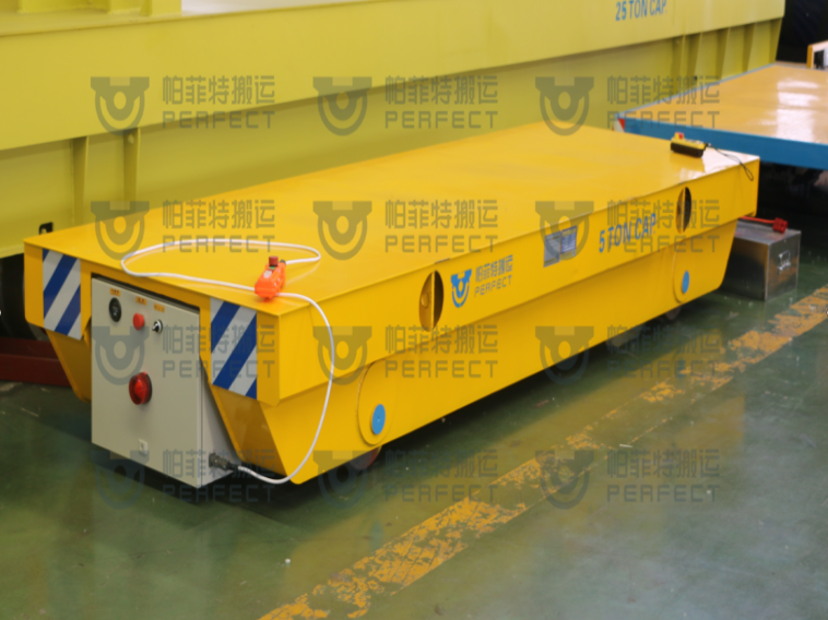 山東濰坊物料轉(zhuǎn)運RGV軌道車